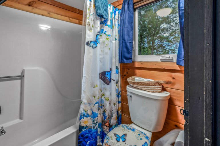 Tanner Manor Lodge | Kissing the Clouds